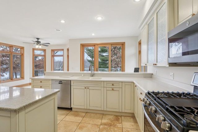 N4371 County Road V, Poynette, WI 53955