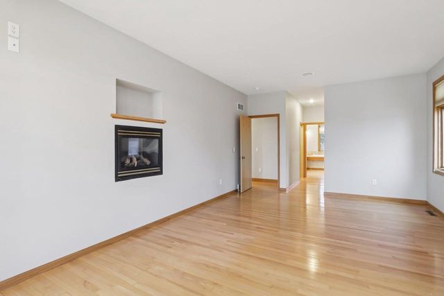 N4371 County Road V, Poynette, WI 53955