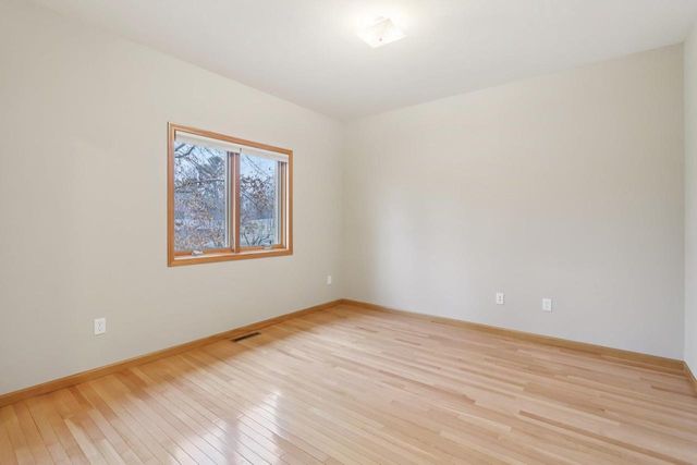 N4371 County Road V, Poynette, WI 53955