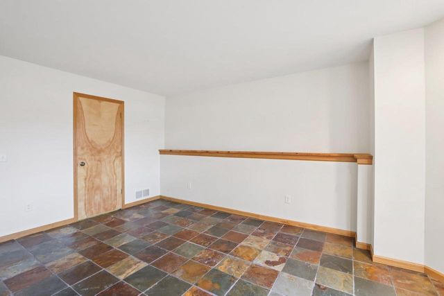 N4371 County Road V, Poynette, WI 53955