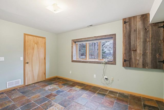 N4371 County Road V, Poynette, WI 53955