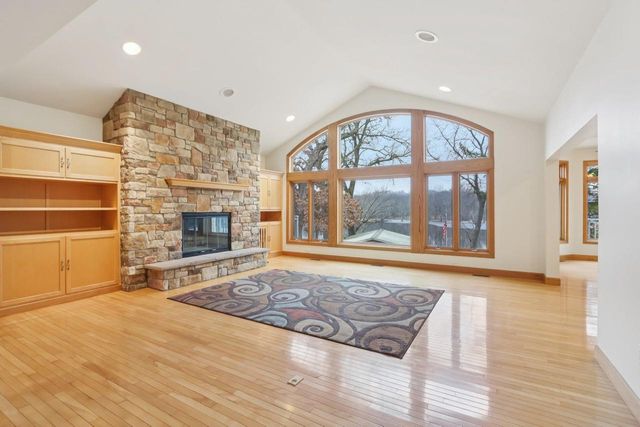 N4371 County Road V, Poynette, WI 53955