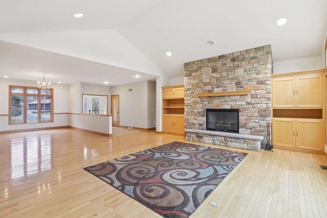 N4371 County Road V, Poynette, WI 53955