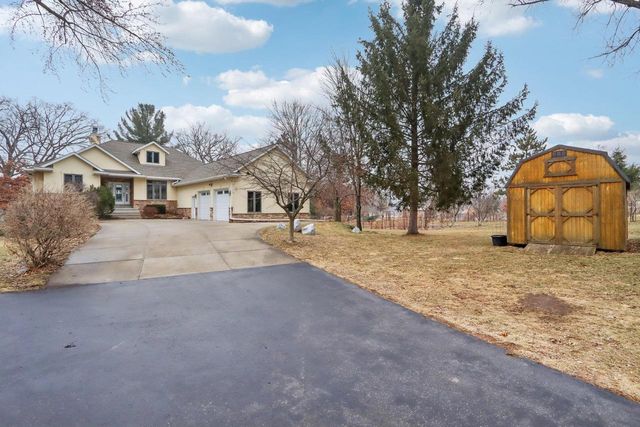 N4371 County Road V, Poynette, WI 53955