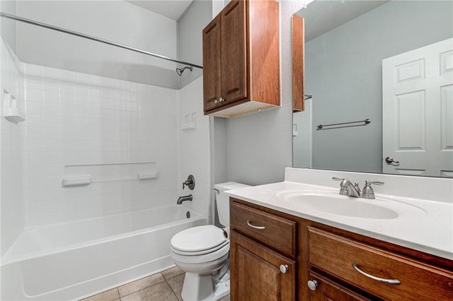 351 Black Cap RUN, Buda, TX 78610