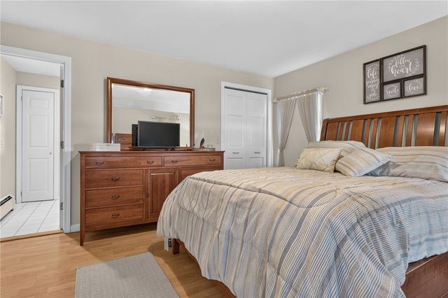 68 Harman Avenue, Seekonk, MA 02771