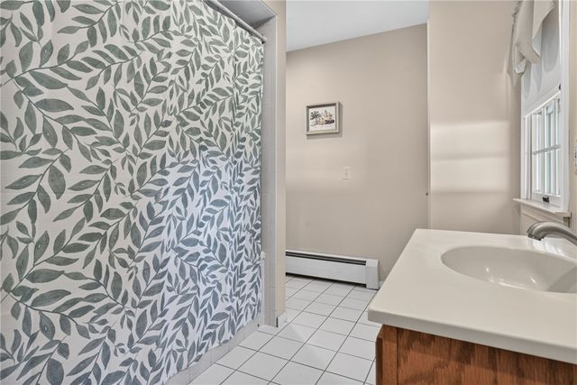 68 Harman Avenue, Seekonk, MA 02771