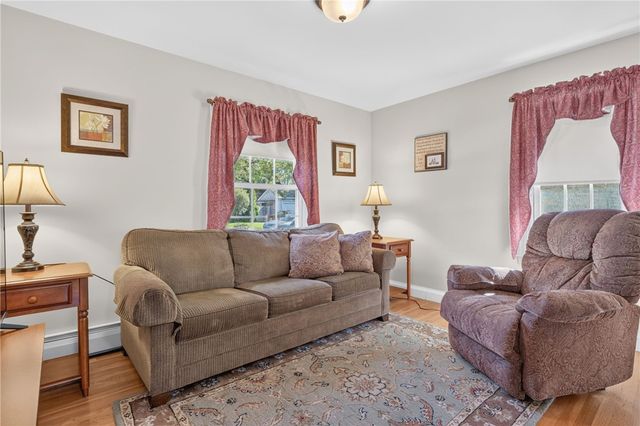 68 Harman Avenue, Seekonk, MA 02771