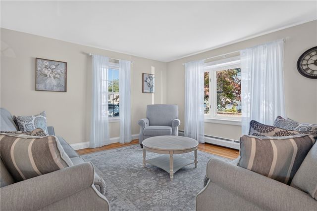 68 Harman Avenue, Seekonk, MA 02771