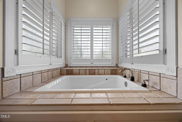 3340 Waterford Place, Burlington, NC 27215