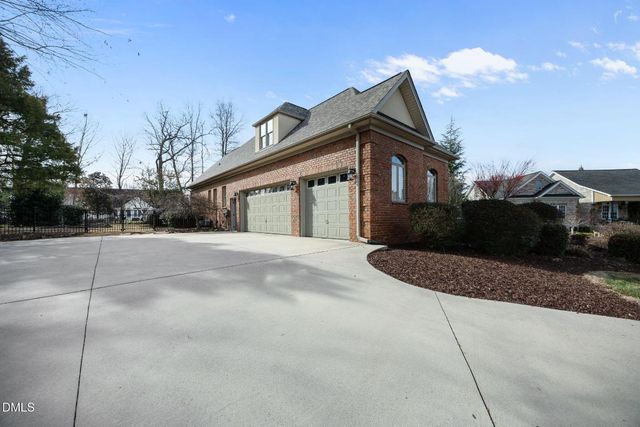 3340 Waterford Place, Burlington, NC 27215