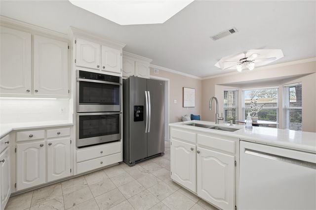 4424 Westridge Avenue, Fort Worth, TX 76116