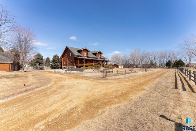 1623 Medary Ave S Avenue S, Brookings, SD 57006