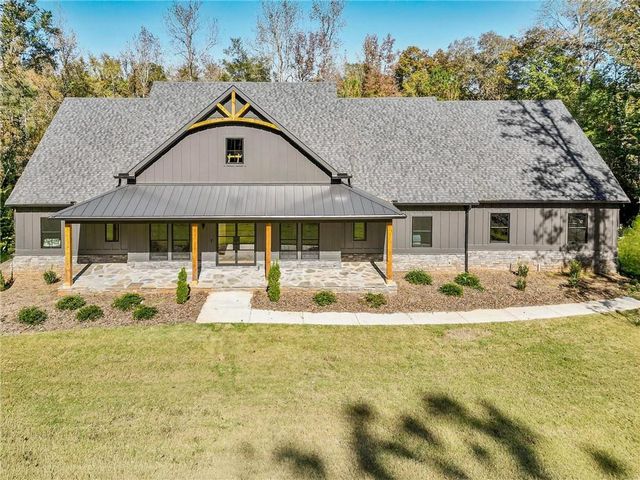 100 Ridge Way, Forsyth, GA 31029