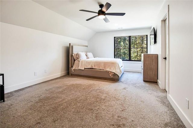 100 Ridge Way, Forsyth, GA 31029