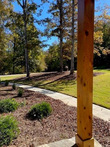 100 Ridge Way, Forsyth, GA 31029