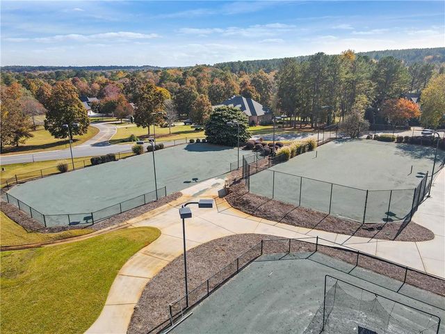 100 Ridge Way, Forsyth, GA 31029