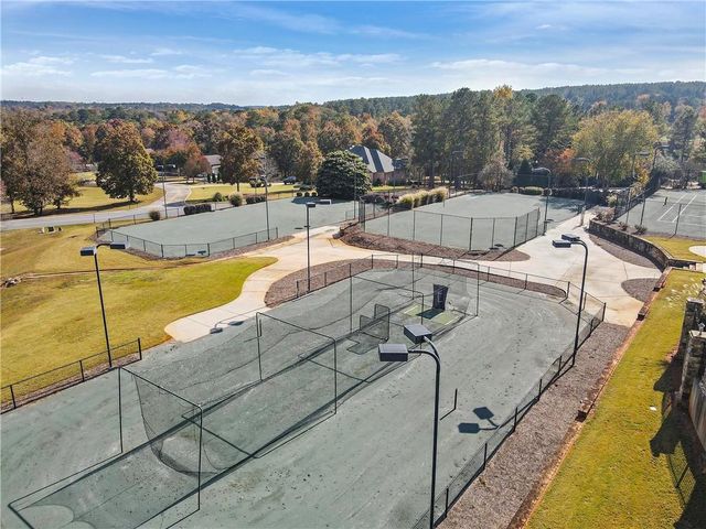 100 Ridge Way, Forsyth, GA 31029