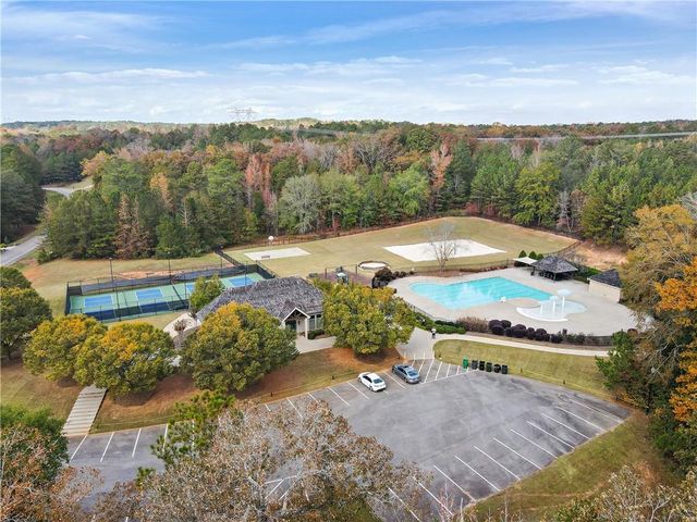 100 Ridge Way, Forsyth, GA 31029