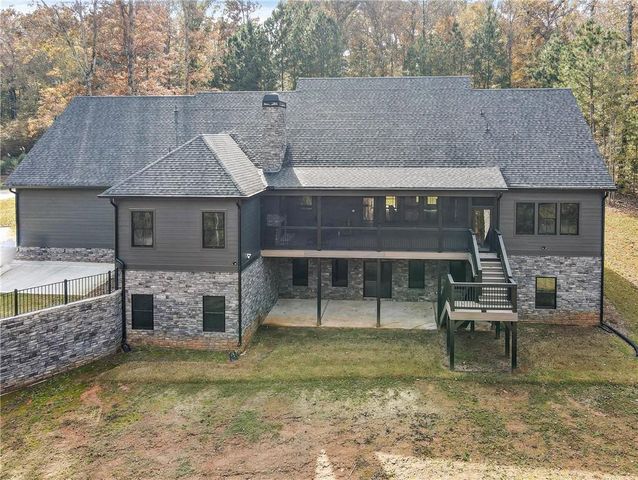 100 Ridge Way, Forsyth, GA 31029