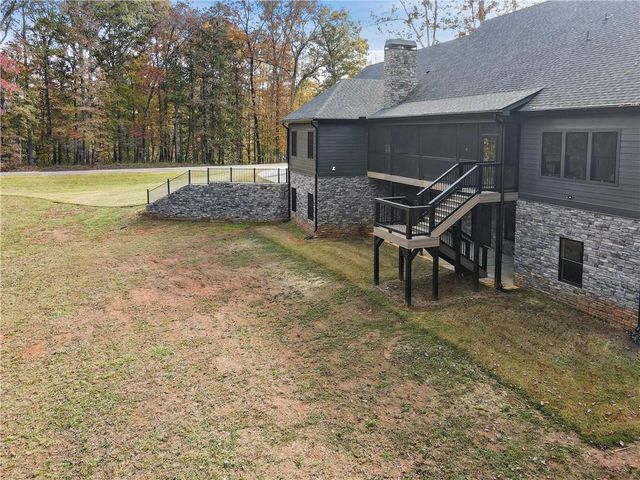 100 Ridge Way, Forsyth, GA 31029