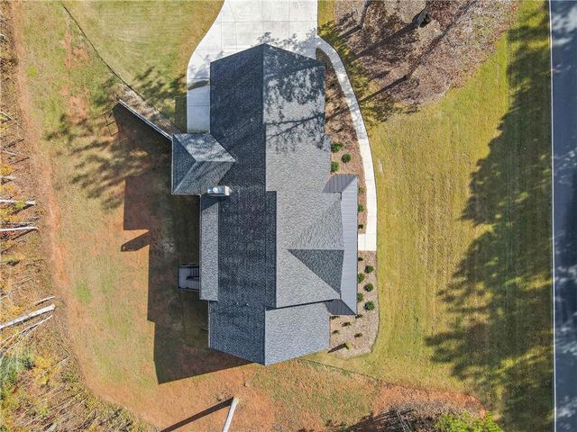 100 Ridge Way, Forsyth, GA 31029
