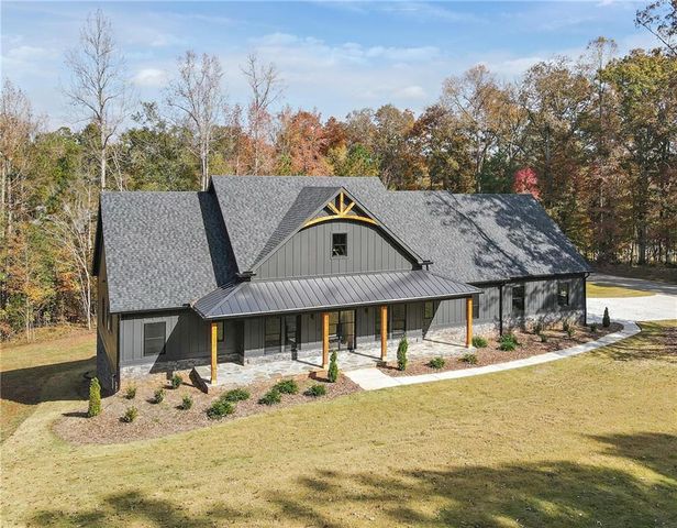 100 Ridge Way, Forsyth, GA 31029