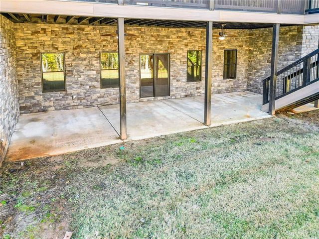 100 Ridge Way, Forsyth, GA 31029