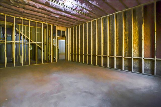 100 Ridge Way, Forsyth, GA 31029
