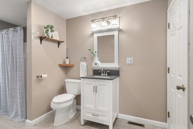 6 Tyler St, Boston, MA 02136