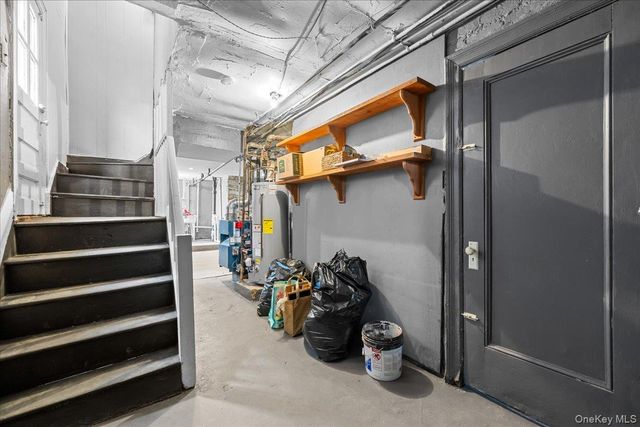 128 Kimball Terrace, Yonkers, NY 10704