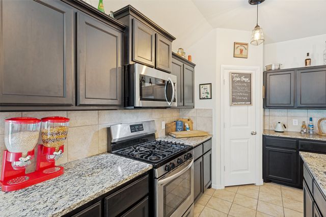 709 Wylie Street, Crowley, TX 76036