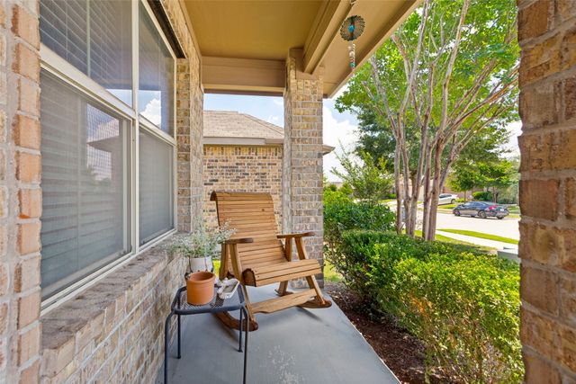 709 Wylie Street, Crowley, TX 76036