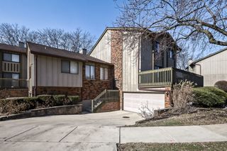 19 Portwine Road, Willowbrook, IL 60527