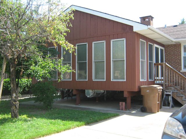 2516 S 7th Avenue, North Riverside, IL 60546