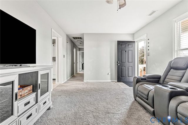 6377 Sledds Lake Rd, Mechanicsville, VA 23111