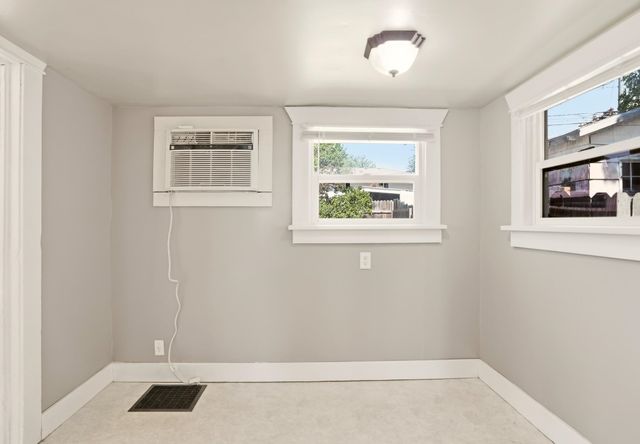 114 2nd St, Cheney, WA 99004