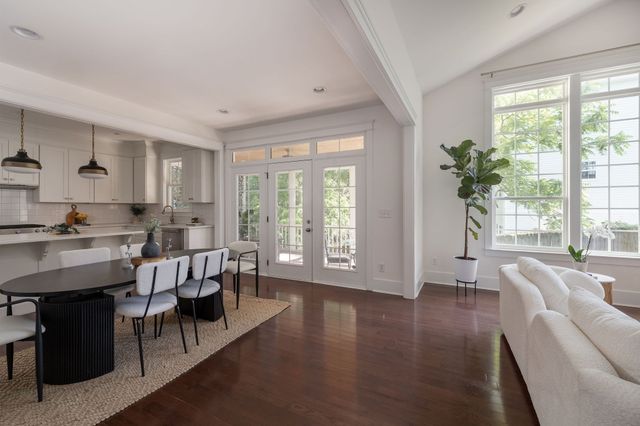 95 McKennell Dr, Nashville, TN 37206