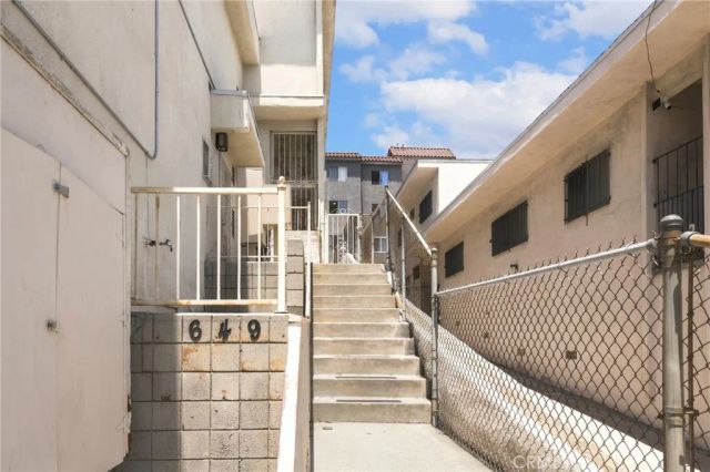 649 Alpine Street, Los Angeles, CA 90012