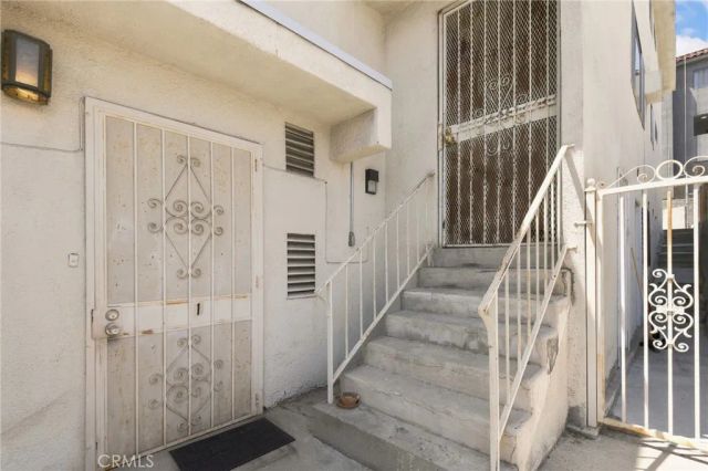 649 Alpine Street, Los Angeles, CA 90012