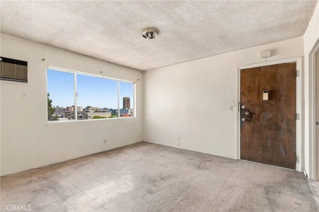 649 Alpine Street, Los Angeles, CA 90012