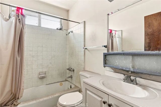 649 Alpine Street, Los Angeles, CA 90012