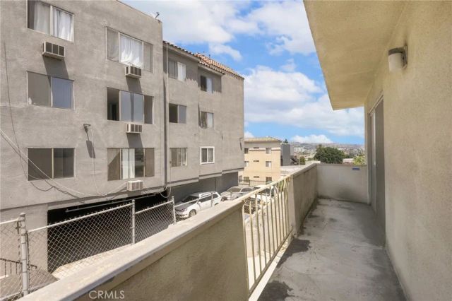 649 Alpine Street, Los Angeles, CA 90012