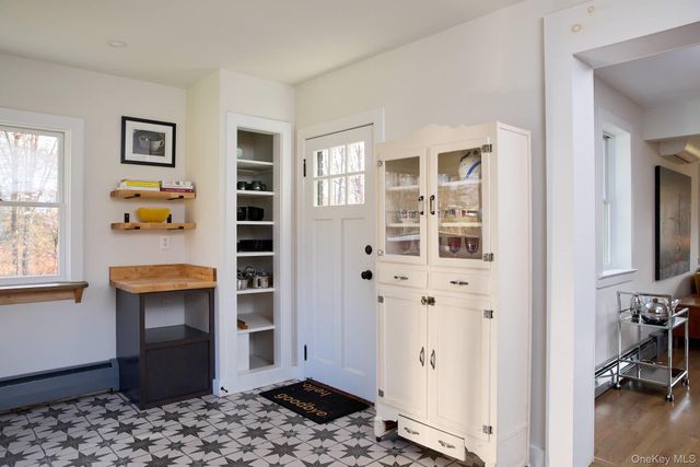 2917 Route 44 55, Gardiner, NY 12525