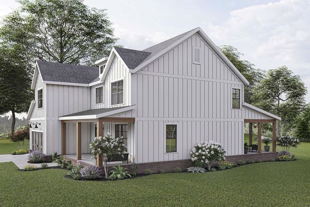 51 Locust Street, South Hampton, NH 03827