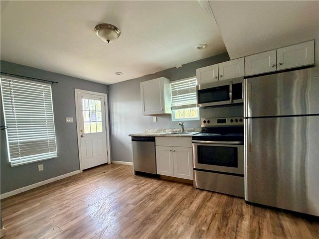2088 Plainview Ave, Brookline, PA 15226