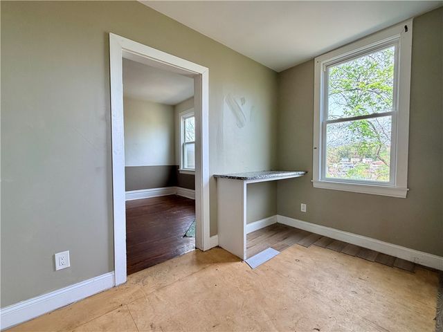 2088 Plainview Ave, Brookline, PA 15226