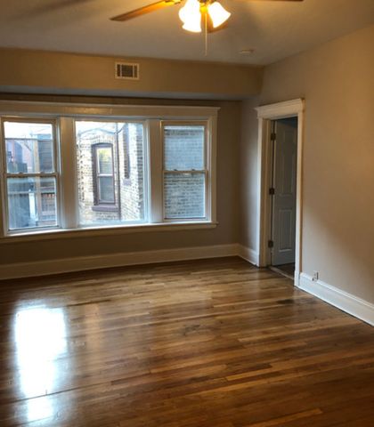 844 W Belle Plaine Avenue 1E, Chicago, IL 60613