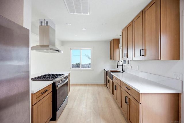 4527 49 Olney St, San Diego, CA 92109