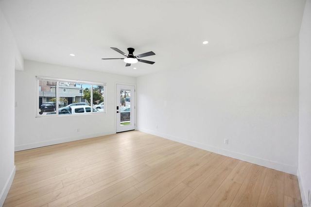 4527 49 Olney St, San Diego, CA 92109